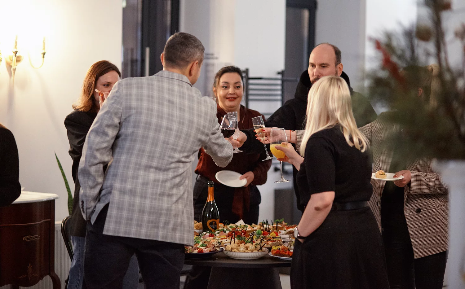 Встреча с друзьями. FABBRICA.CLUB. Nicolazzi и Carimali