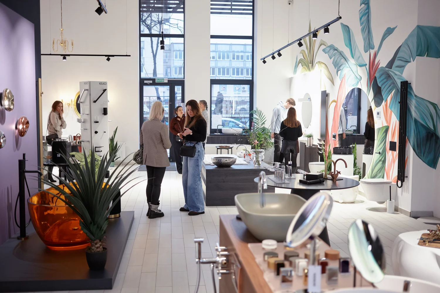 Встреча с друзьями. FABBRICA.CLUB. Nicolazzi и Carimali