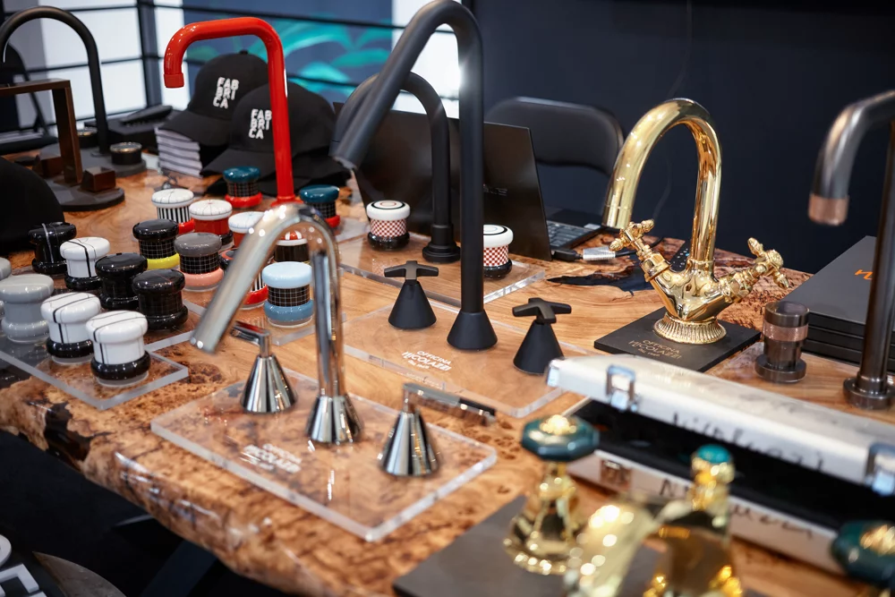 Встреча с друзьями. FABBRICA.CLUB. Nicolazzi и Carimali