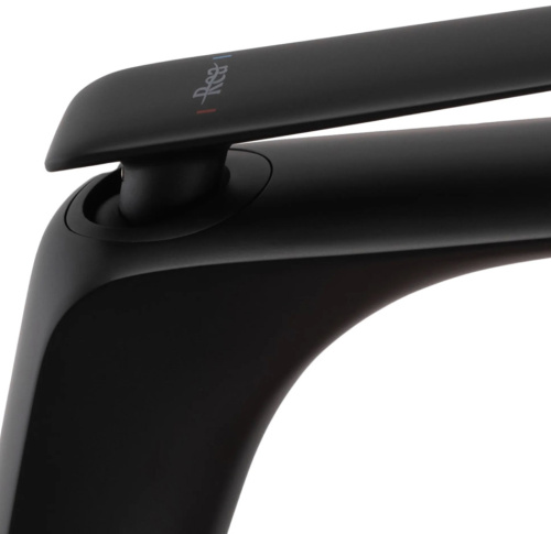 Смеситель для умывальника Rea Jager Black matt B5121