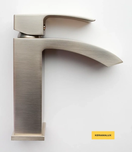 Смеситель для умывальника Vivi Felice 1030 Nichel