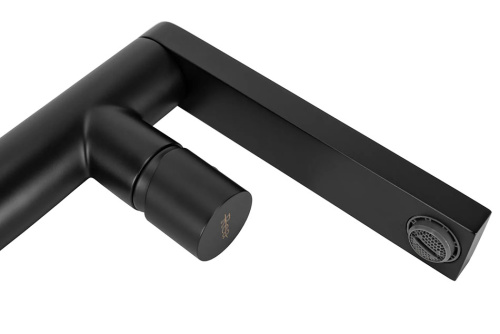 Смеситель для умывальника Rea Tap Black matt B2008