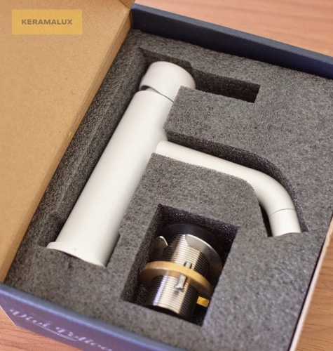 Смеситель для умывальника Vivi Felice 0630 bianco opaco