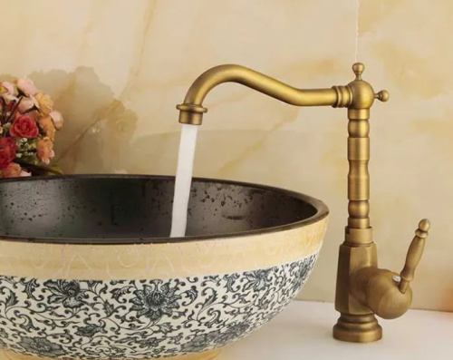 Смеситель для умывальника Rea Bona Old Gold B2150