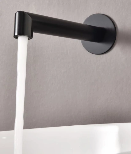 Смеситель для раковины Vincea Desire VBFW-1D1MB