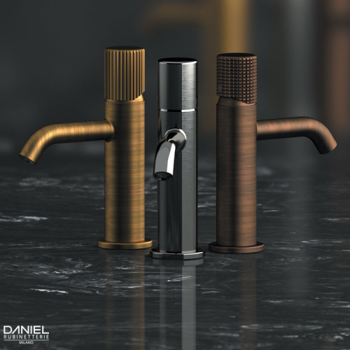 Смеситель для раковины Daniel Trilogy TG606NDP